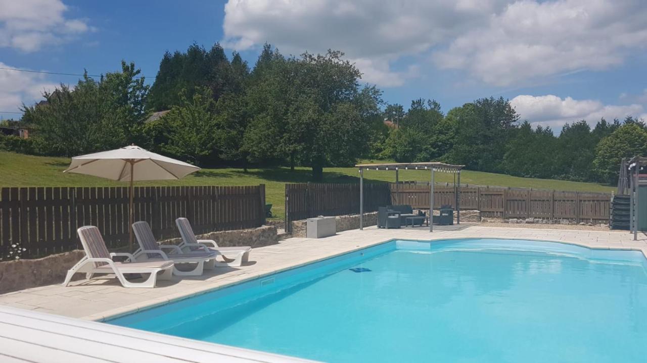 Character 2 Bed Cottage Within Walking Distance Of Bar/Restaurants Piégut-Pluviers Exterior photo