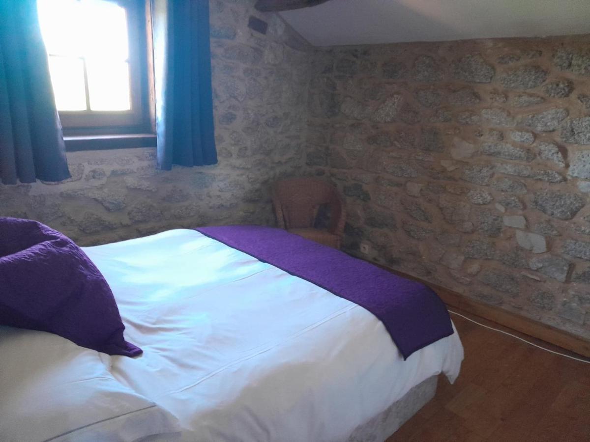Character 2 Bed Cottage Within Walking Distance Of Bar/Restaurants Piégut-Pluviers Exterior photo